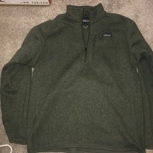 Green Patagonia Pull Over Quater ZIP